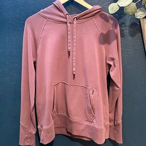 We Wander Women’s Hoodie – Purple – Zipper Pocket – Size M 💜
